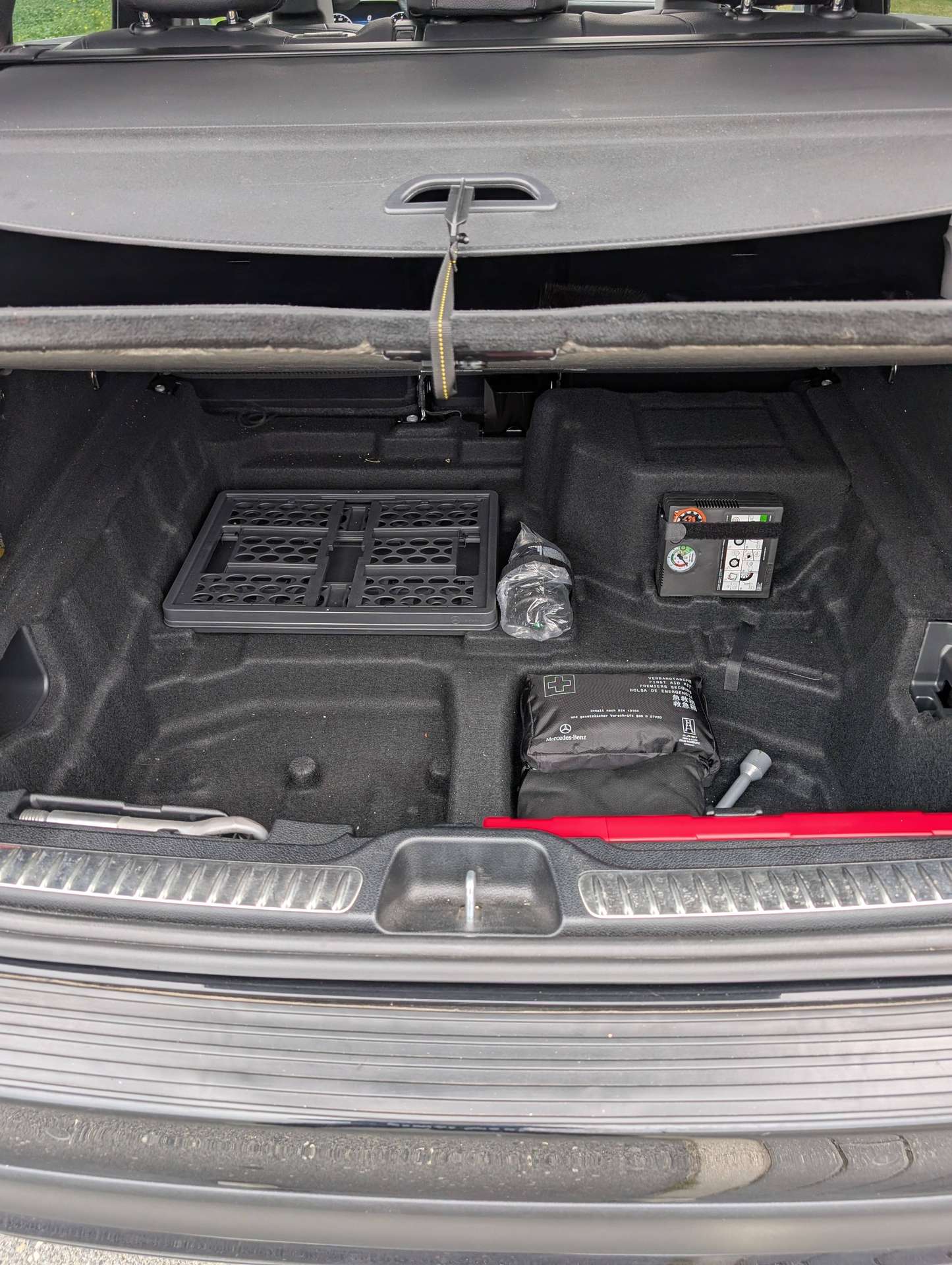 Vehicle photo 15