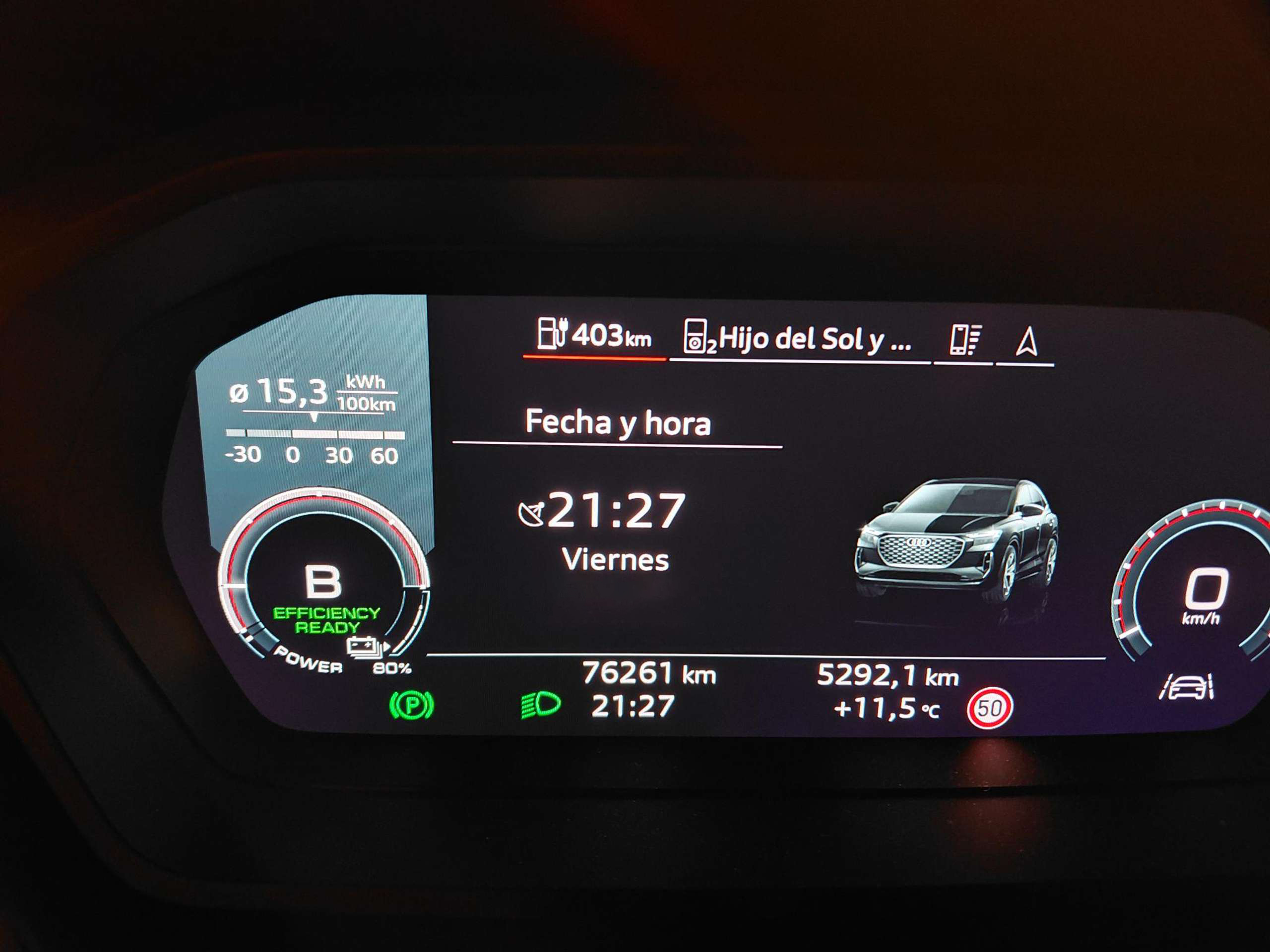 Vehicle photo 15