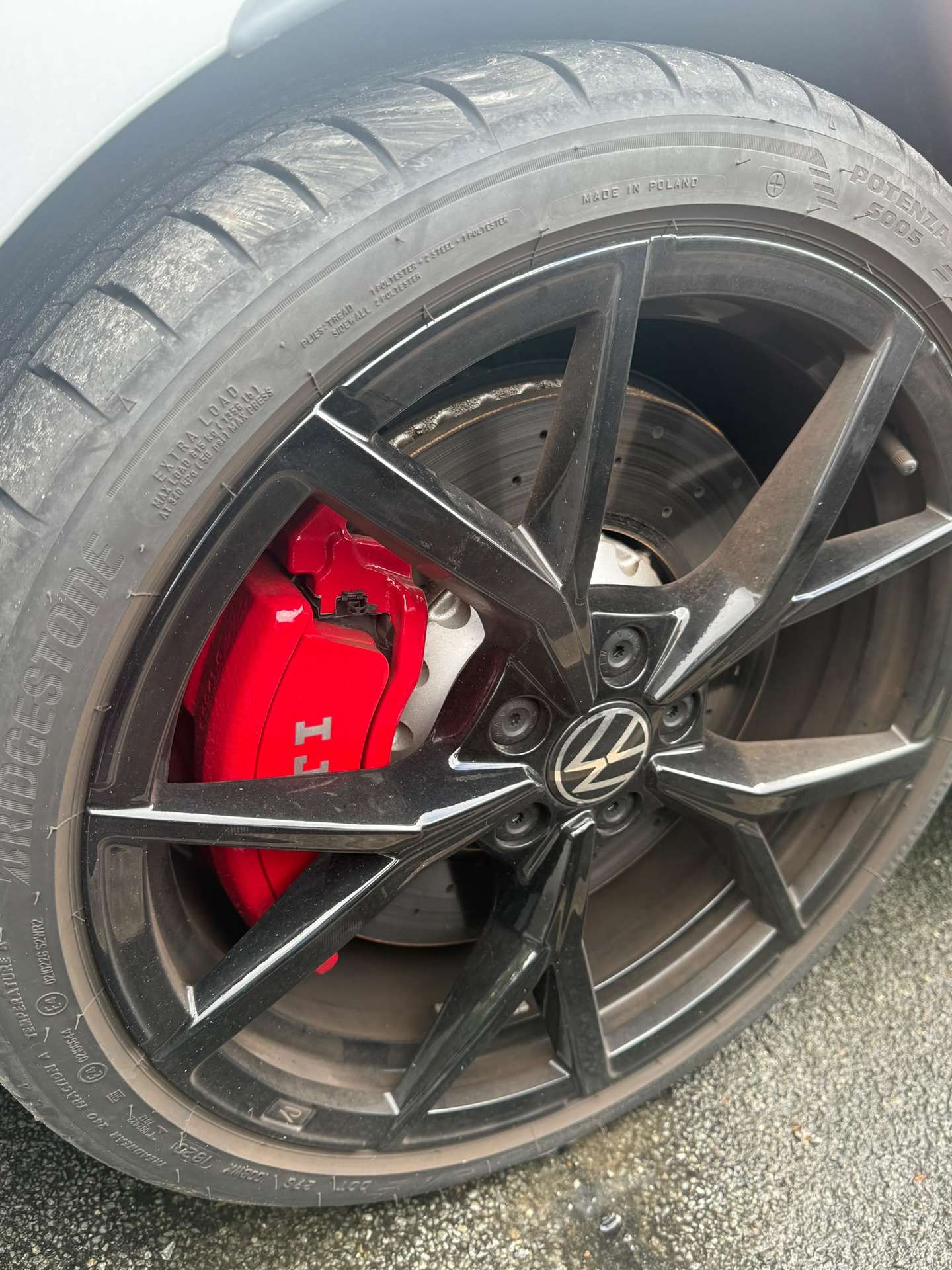 Vehicle photo 8