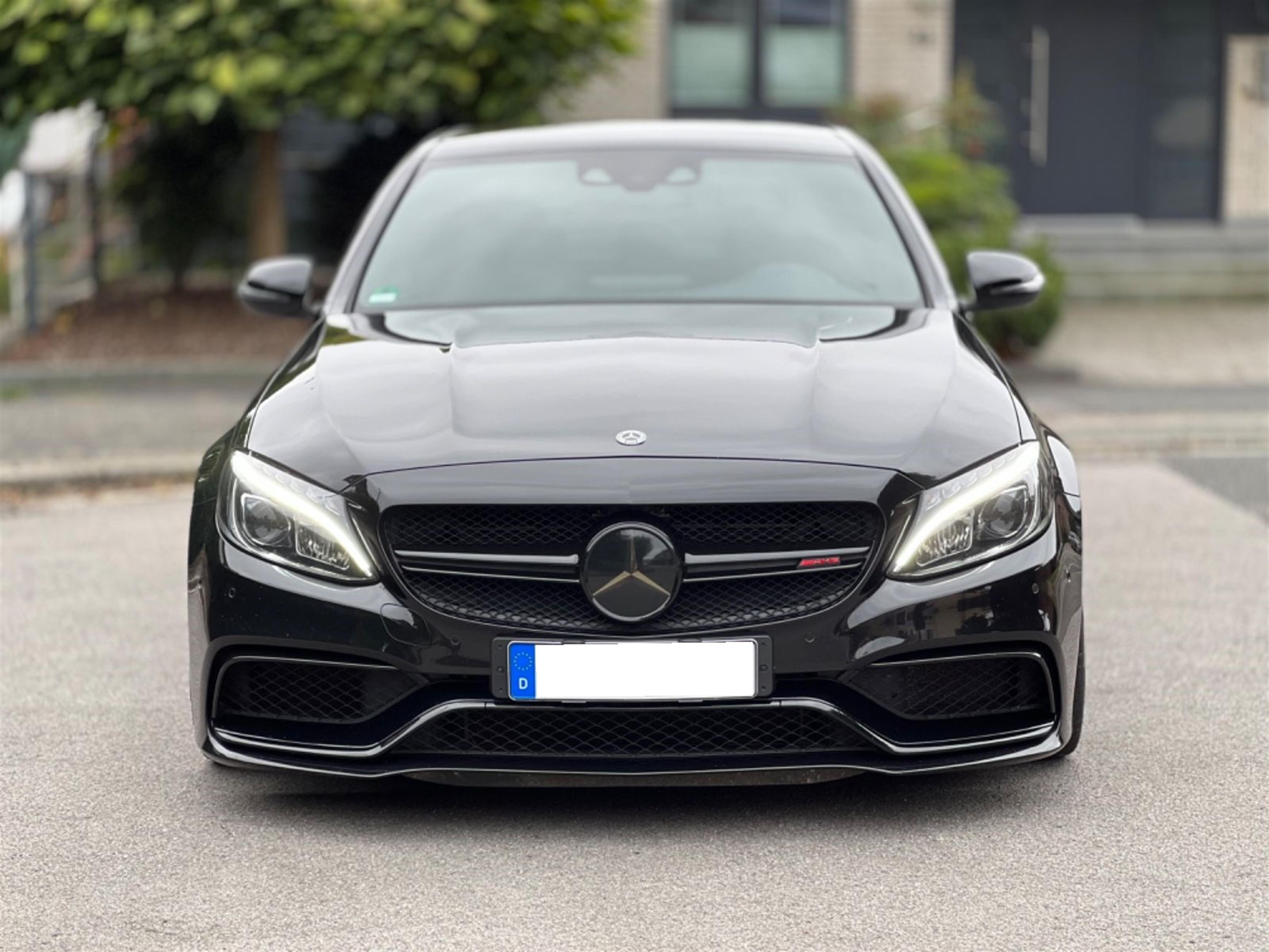 Mercedes-Benz C 63 AMG