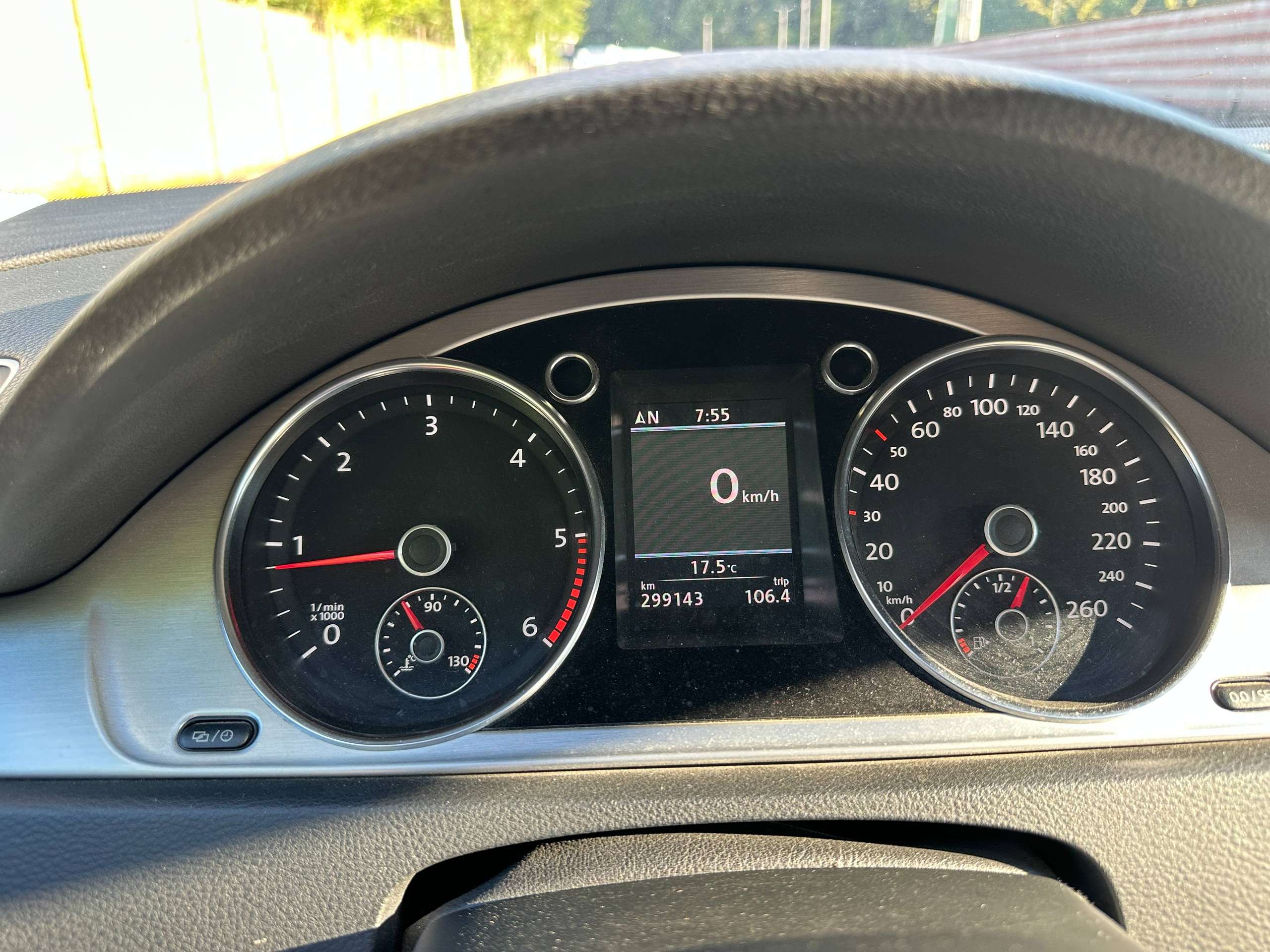 Vehicle photo 39