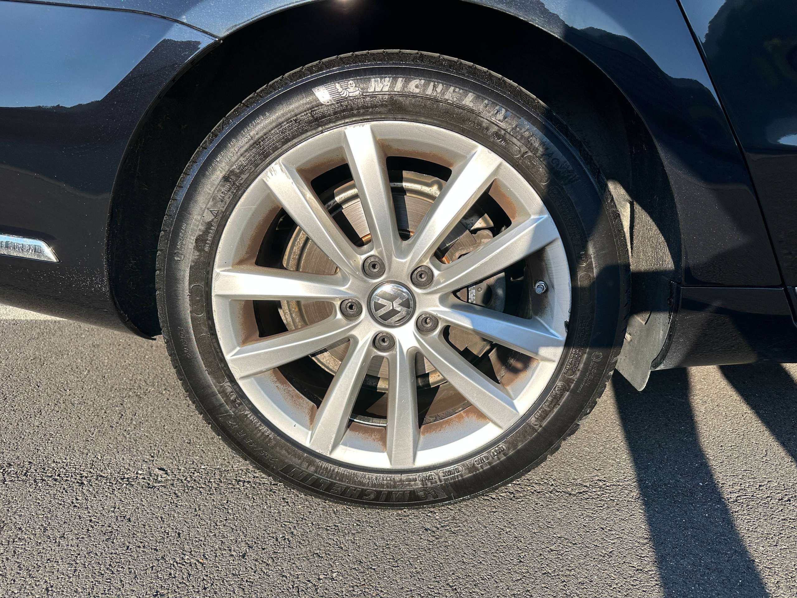 Vehicle photo 45